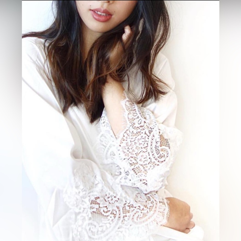 Homebodii Lola Kimono Robe.Size Small. Never Worn
